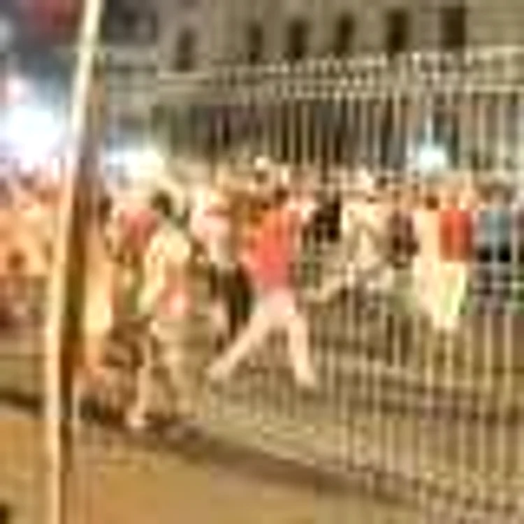 La 21 august, manifestanţii au blocat circulaţia la Universitate