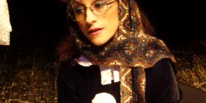 Tamara Constantinescu pe scena Teatrului Dramatic