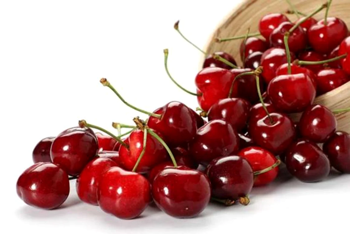 
    Cireşele sunt remedii valoroase pentru cel puţin 80 de afecţini.   