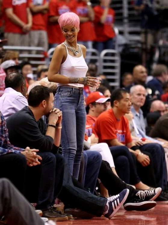 rihanna491076939 jpeg