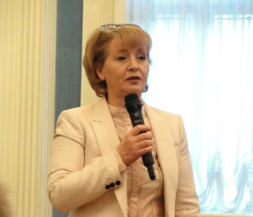 Nasc și în Moldova… femei jpeg