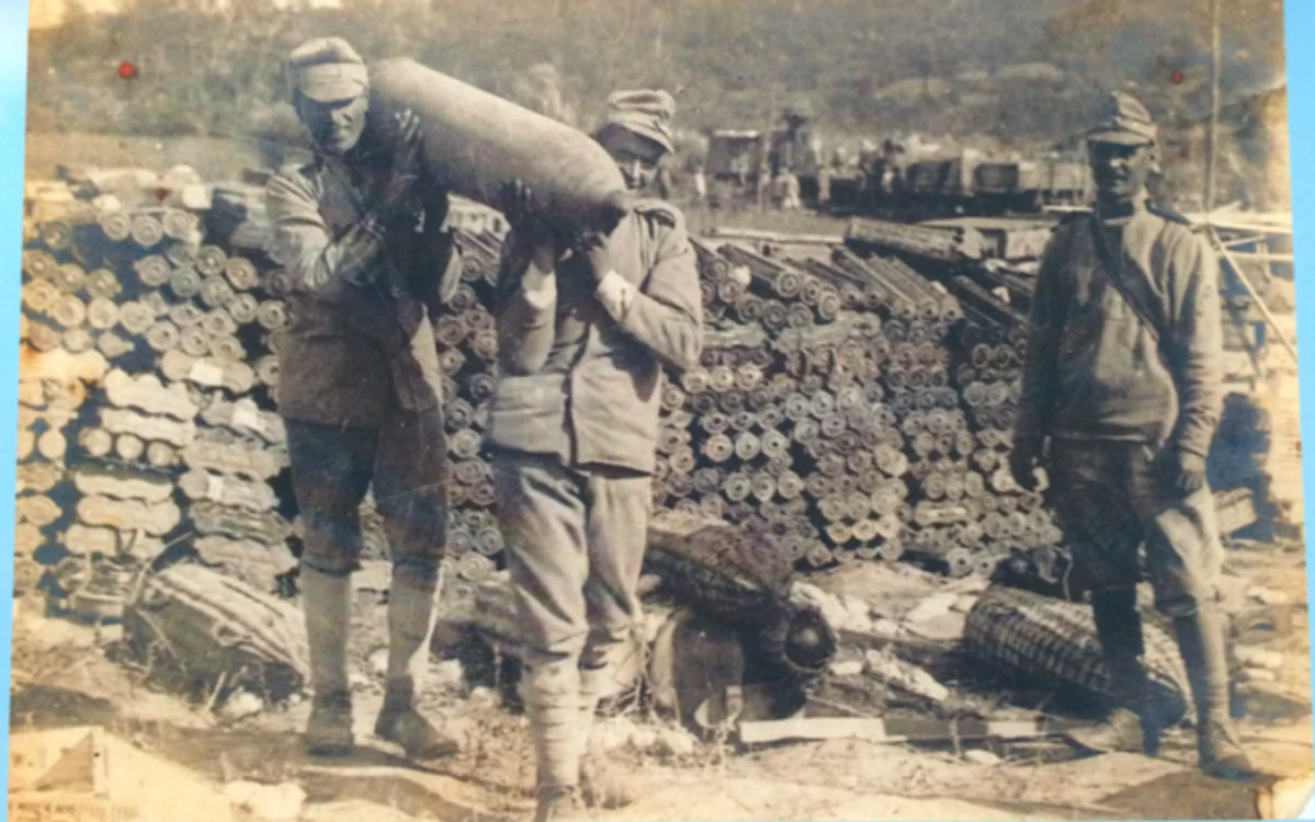 Soldaţi din Armata Română în Primul Război Mondial Sursa Muzeul Naţional de Istorie a României