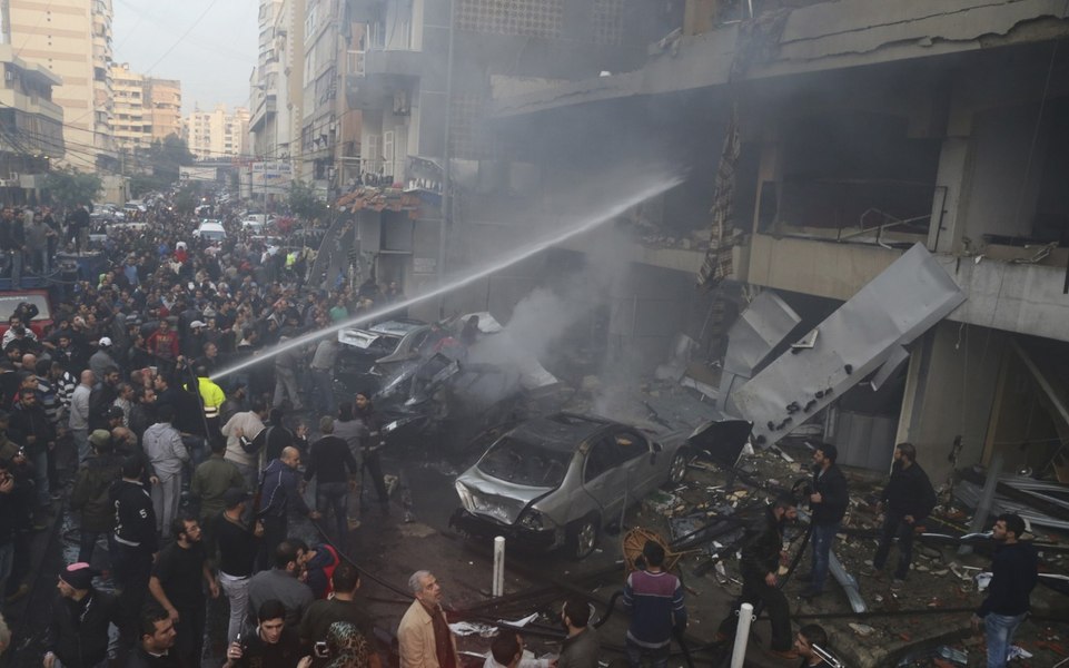 „Angajatorii mei m-au încuiat în casă și au fugit când au început bombardamentele”. Coșmarul trăit în Liban de femeile din Kenya și Etiopia