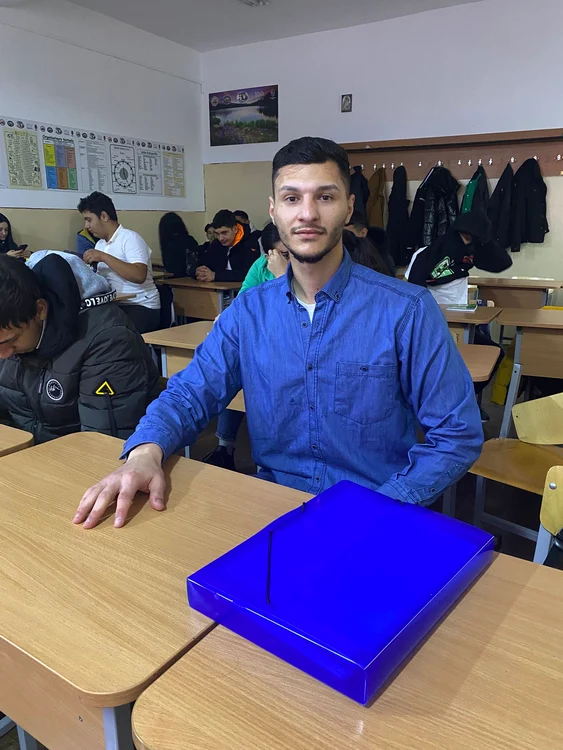 Romulus Ilie va face practica la uzina Dacia FOTO Penitenciarul Mioveni