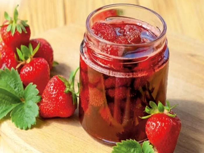 dulceata de capsuni jpg