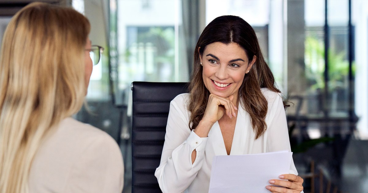 Domeniile care aduc cele mai mici salarii după absolvire. Facultățile unde absolvenții câștigă sub 5.000 de lei