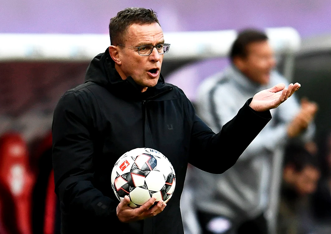 
    Ralf Rangnick trebuie să readucă pe Manchester United pe podiumul ierarhiei din AngliaFoto: EPA-EFE  
