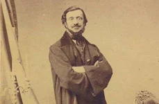 Carol Popp de Szathmári în atelierul său, cca. 1870 (foto: Muzeul Militar Naţional „Regele Ferdinand I”)