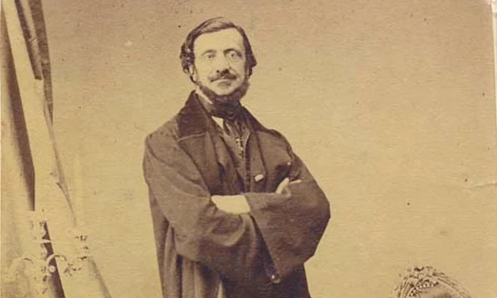 Carol Popp de Szathmári în atelierul său, cca. 1870 (foto: Muzeul Militar Naţional „Regele Ferdinand I”)