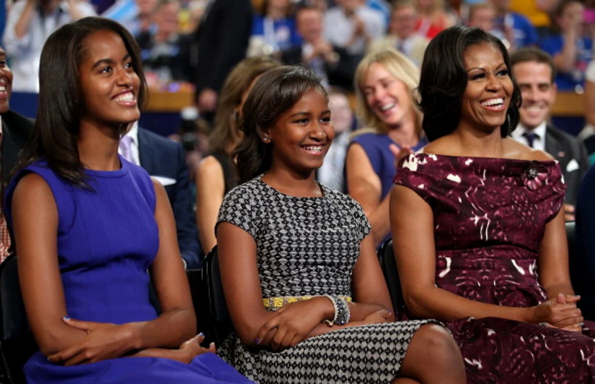 Michelle Obama, alături de cele două fiice ale sale, Malia și Sasha