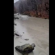 Opt localitati nu mai au apa potabila, la barajul Paltinu foto captura video FB