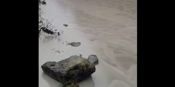 Opt localitati nu mai au apa potabila, la barajul Paltinu foto captura video FB