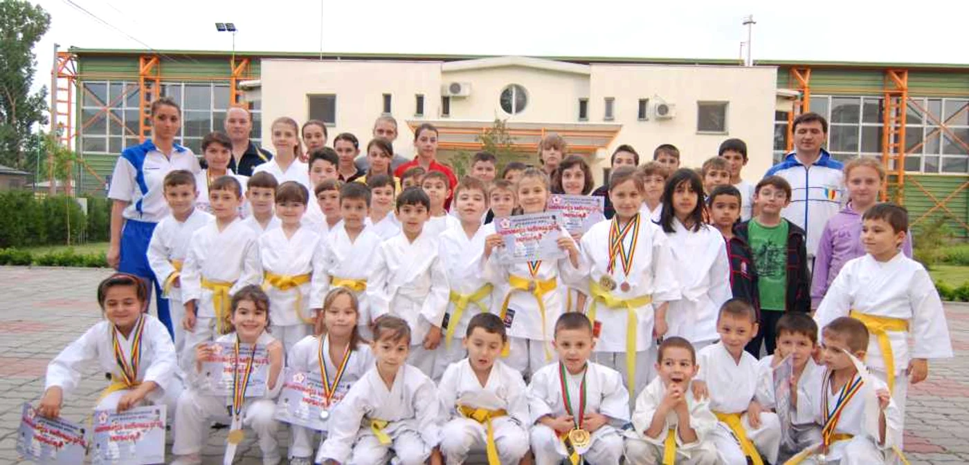 Karatiștii ialomițeni au făcut performanță la Campionatele Europene