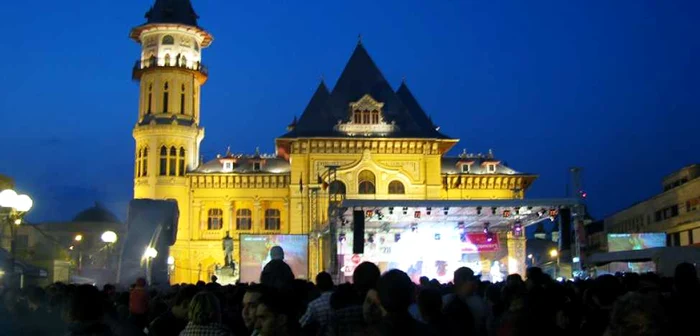 Buzoienii sunt aşteptaţi în număr cât mai mare în Piaţa Dacia