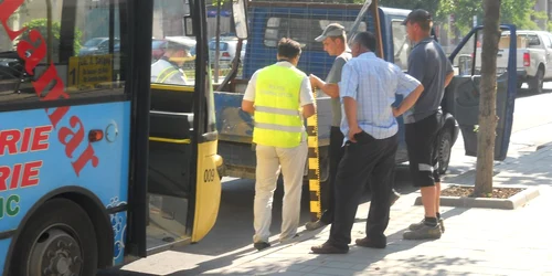 Accidentul a avut loc azi dimineaţă