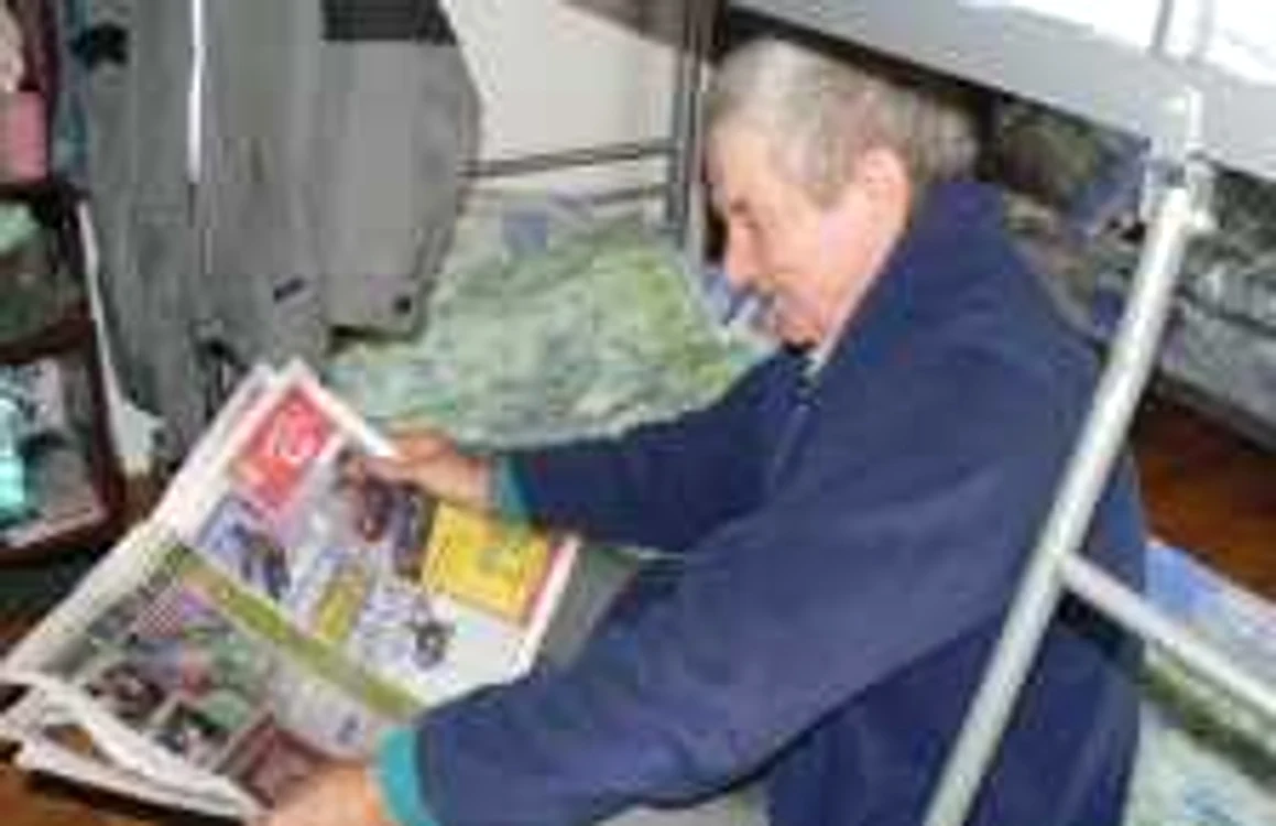 Nea Borugă citeşte zilnic presa