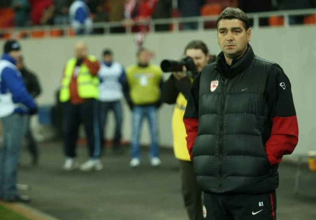 Dinamo - Gaz Metan Mediaș * Foto: Marian Vilău