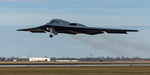 Bombardier B 2 foto shutterstock jpg