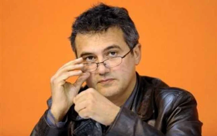 Atentat terorist în Franţa. Patrick Pelloux, jurnalist şi medic de urgenţă, regretă că nu şi-a putut salva colegii de la Charlie Hebdo FOTO jmdinh.net