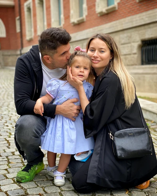 Laura și Cosmin vor deveni părinți pentru a doua oară în luna august 