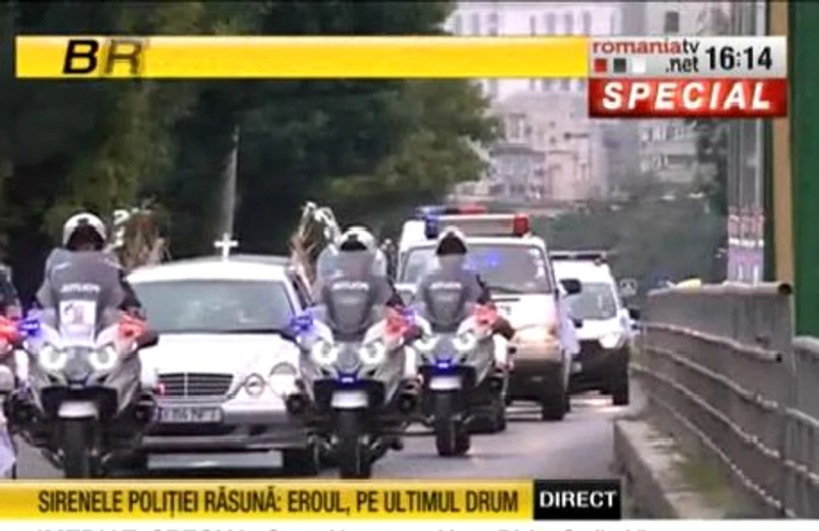 Coloana a mers de la casa poliţistului până la Cimitirul Ghencea 2 Militar