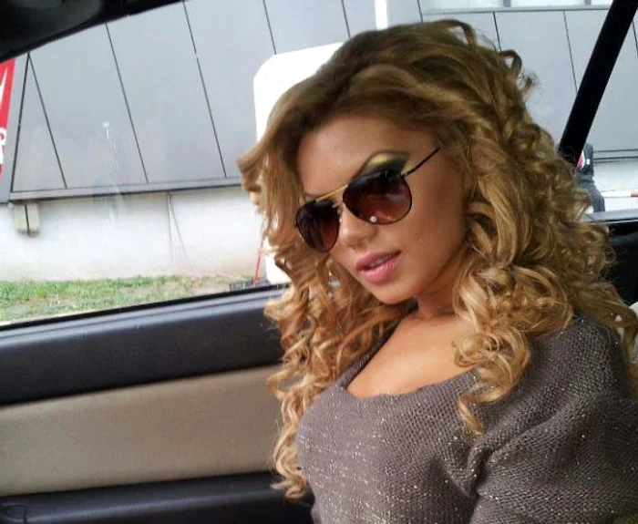Mdădălina Dumitriu, cunoscută printre manelişti ca Beyonce de România
