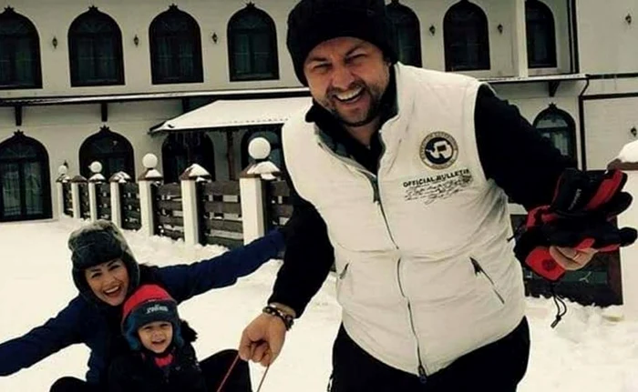 
    Cătălin,  cu Andra  și cu Eva  