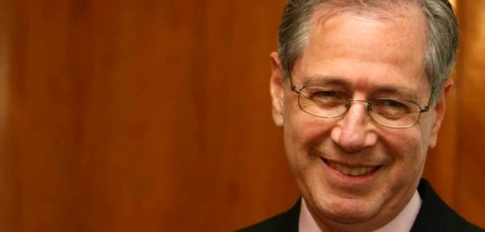 Mark Gitenstein, fostul ambasador al SUA la Bucureşti, consideră că reformarea pieţei de capital este un mijloc prin care România poate atrage investiţii străine