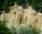 Piramidele spectaculoase înalte de 80 de metri de la Goranu - Râmnicu Vâlcea Foto romaniape2roti bogspot com