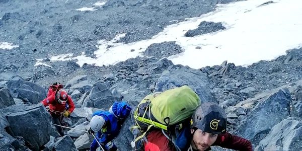 Doi alpinişti nevăzători vor să urce pe Elbrus FOTO arhiva personala