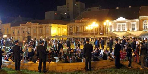 Lecturi aprinse la Timişoara