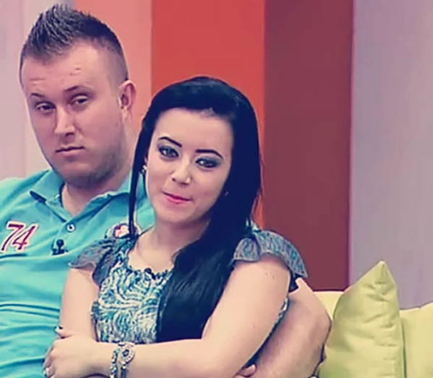 
    Mireasă pentru fiul meu. Cătălina şi Nicolae s-au căsătorit în finală Foto: captură Antena 1  