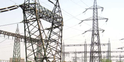 Bursa regională de energie întârzie încă un an