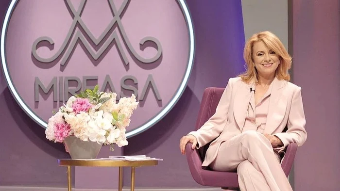 Simona Gherghe, moderatoarea emisiunii „Mireasa” 