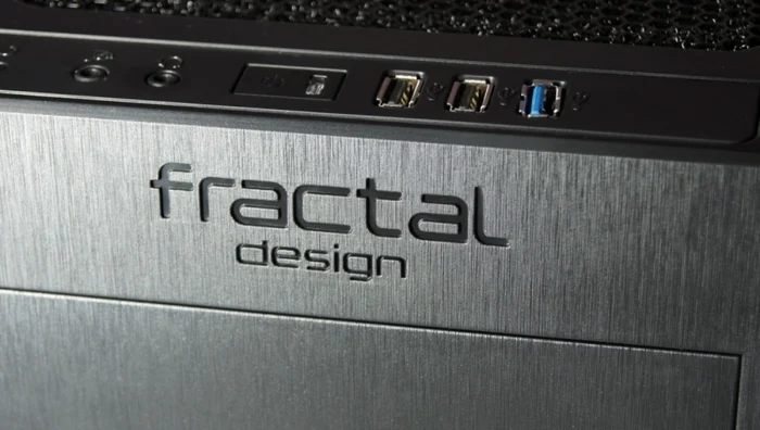  Fractal Design Arc Mini 