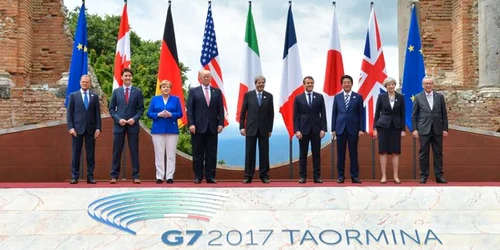 Poza de grup la summitul G7 de la Taormina FOTO Twitter @g7