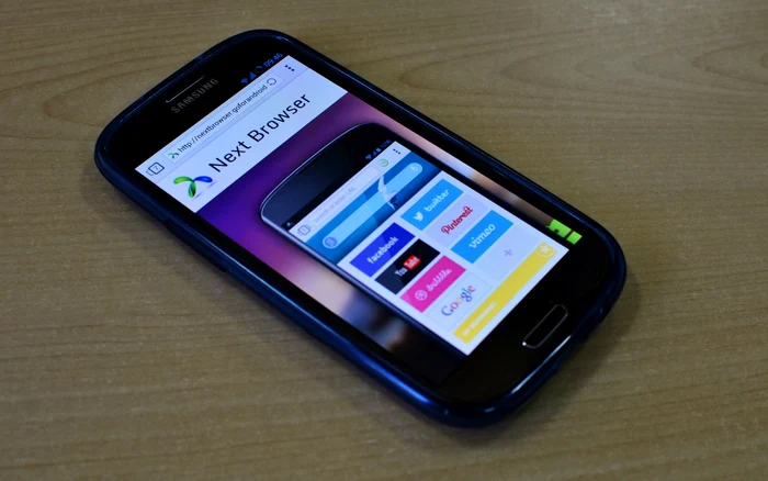 Next Browser este disponibil pe Android. FOTO Răzvan Băltăreţu/Adevărul