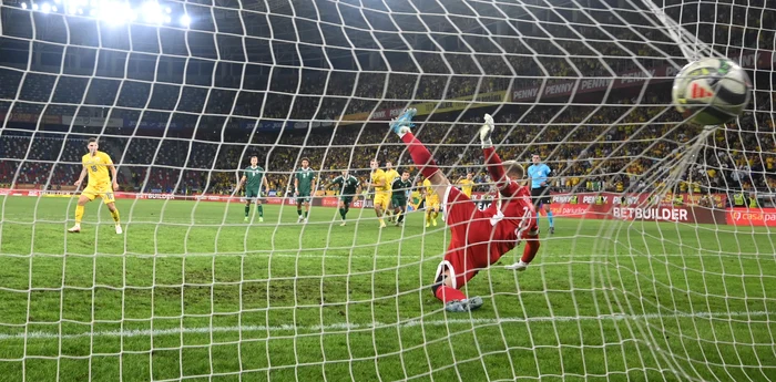 România s-a descătușat abia pe finalul partidei cu Lituania. Foto Sportpictures