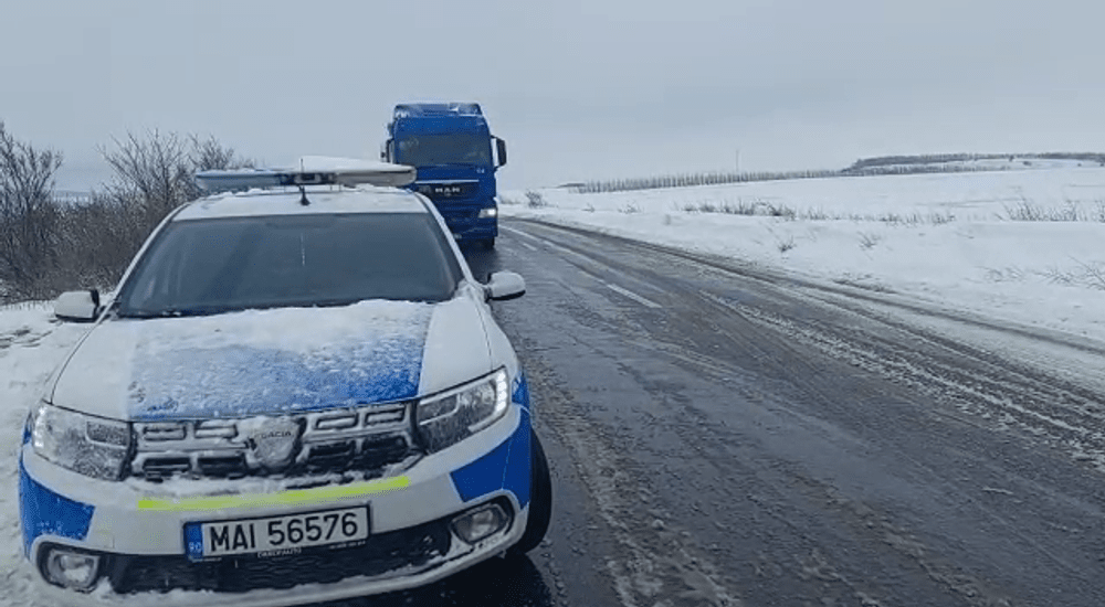 Toate drumurile sunt deschise circulației, în județul Suceava. Restricțiile, ridicate de la ora 13.00