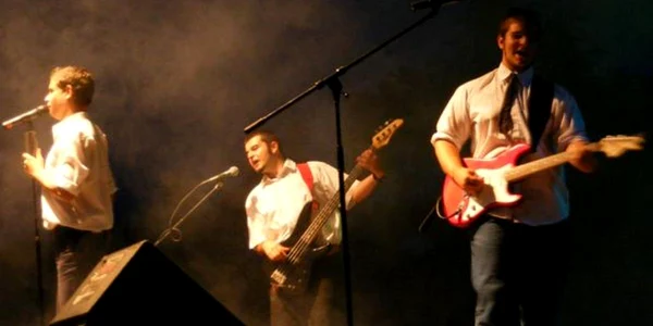 Aproximativ 200 de sătmăreni sunt aşteptaţi la concertul formaţiei Road Player Band