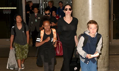 angelina jolie maddox pax zahara shiloh spl1162834 002 jpg jpeg