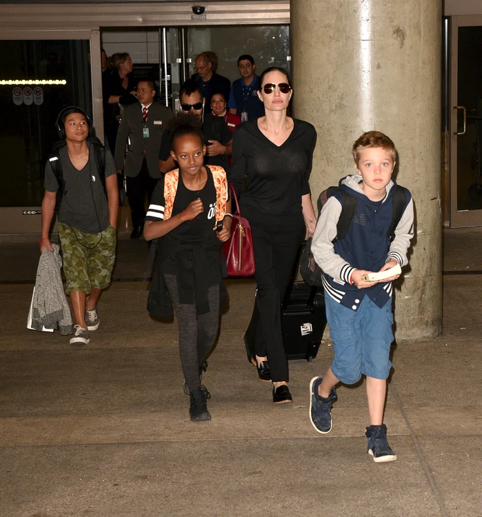 angelina jolie maddox pax zahara shiloh spl1162834 002 jpg jpeg