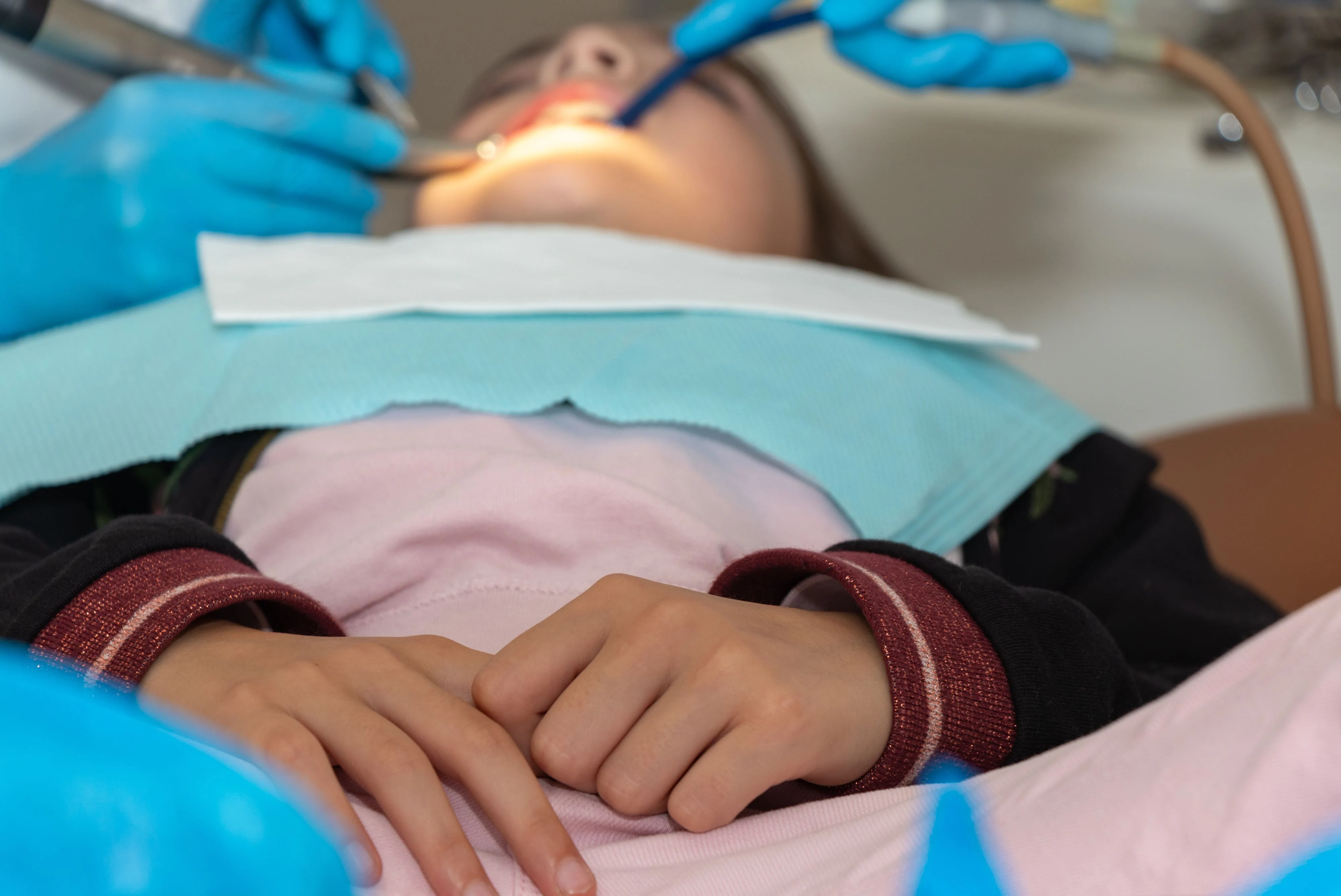 A fost concediat managerul clinicii stomatologice unde o fetiță de doi ani a murit după o anestezie