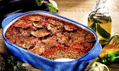 musaca de vinete cu carne de vita jpeg