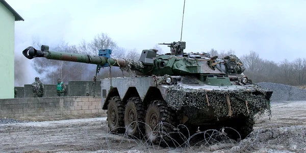 blindat AMX 10 RC wikimedia
