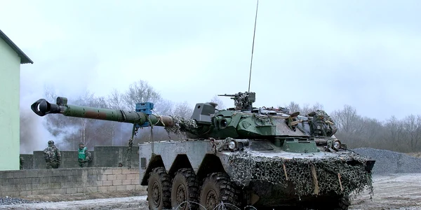blindat AMX 10 RC wikimedia