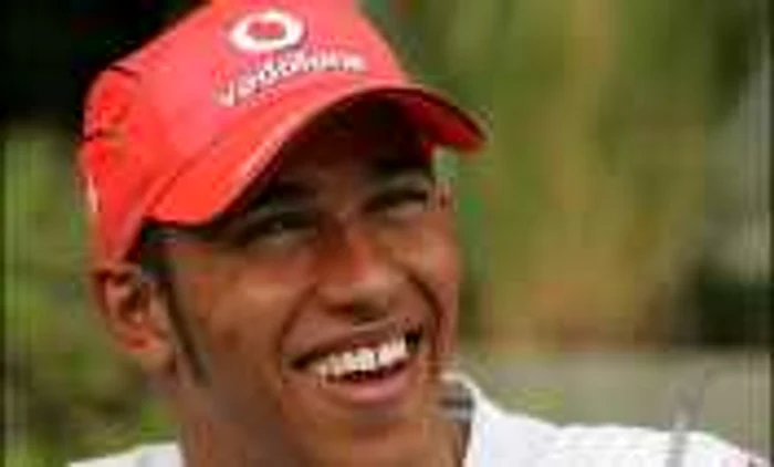 Milano: Lewis Hamilton în vizită la Homeless World Cup
