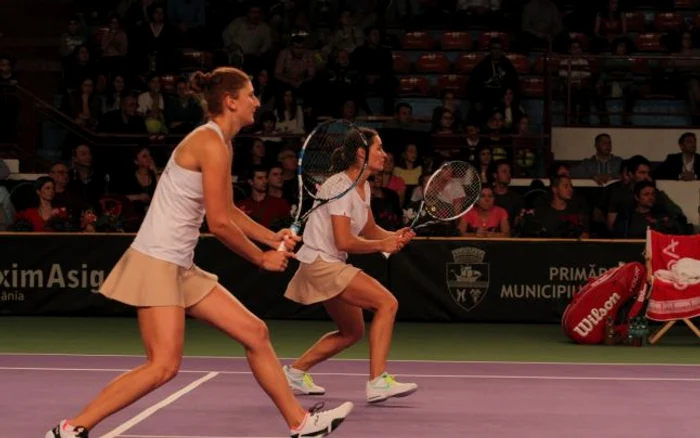 Irina Begu şi Monica Niculescu au câştigat proba la dublu a turneului de la Hua Hinfoto: adevarul.ro