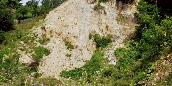 rezervatie albesti arges granit calcar