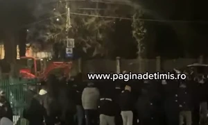 Sute de suporteri PAOK, escortați de jandarmi la spitalul unde sunt internați răniții. Fanii renunță la deplasarea la Lyon FOTO captură video Facebook